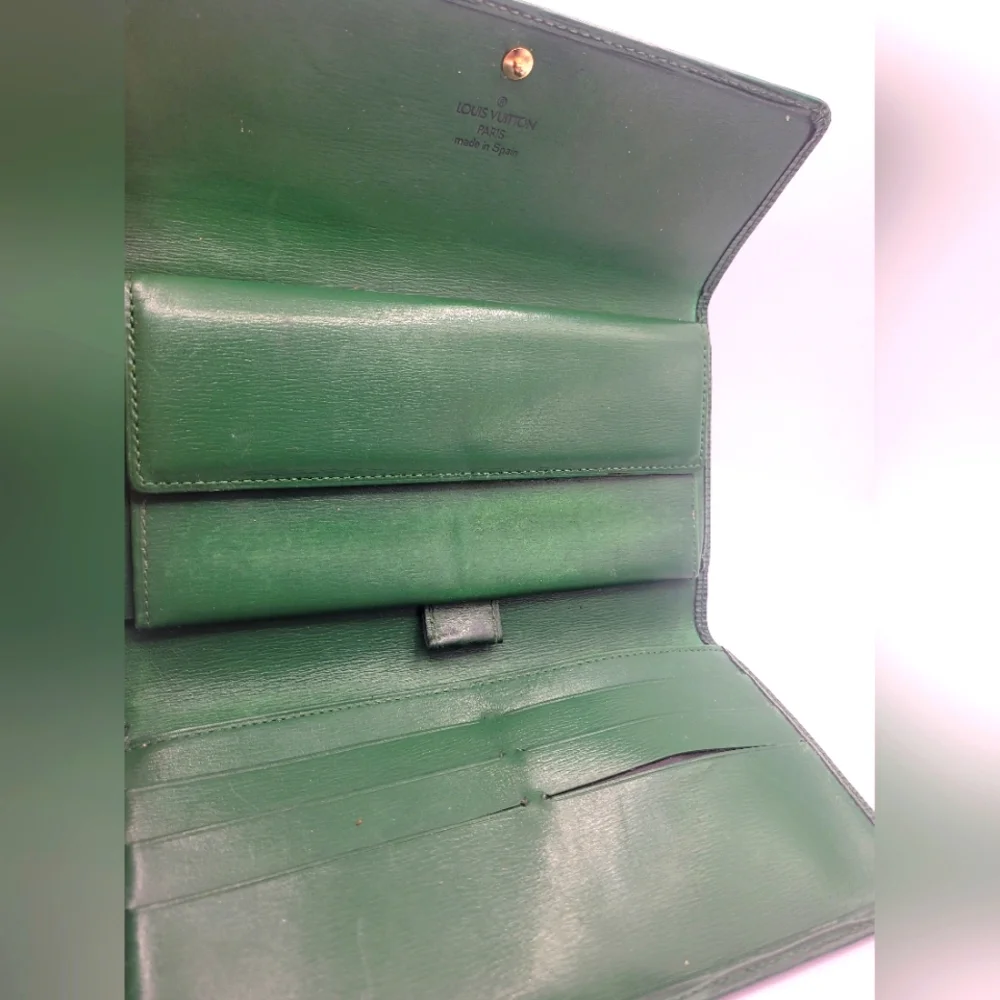 Louis Vuitton LV Epi Leather Long Sarah Wallet - Picture 5 of 7